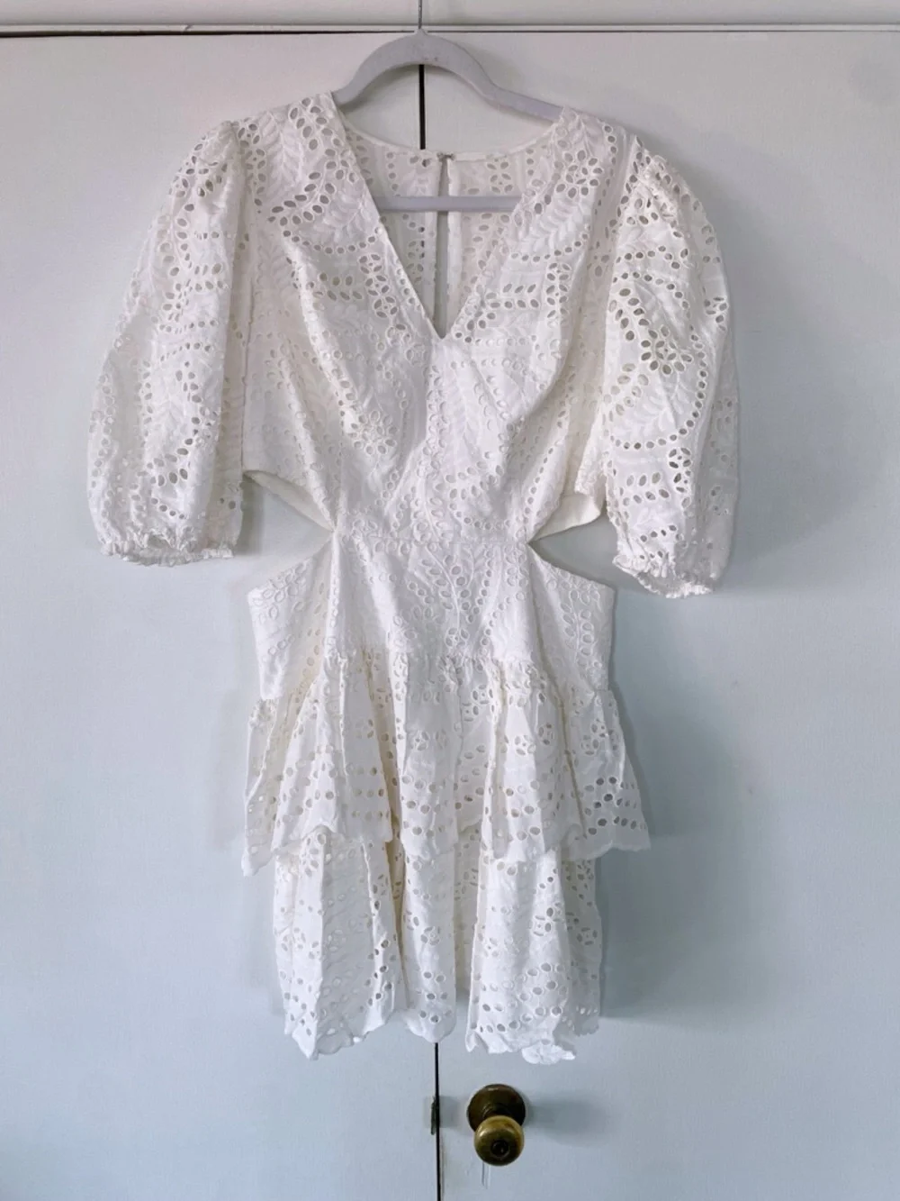 BCBGMaxAzria White Eyelet Puff Sleeve Cut Out Tiered Mini Dress! 🐚 - Picture 17 of 17